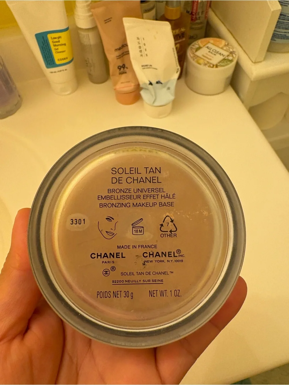 CHANEL Soleil Tan De Chanel Bronzing Cream - Black Cap, Warm Tan Jar